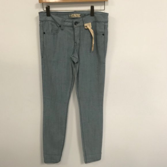 NWOT Level 99 Light Blue Stitch Detail Jeggings - Picture 1 of 4